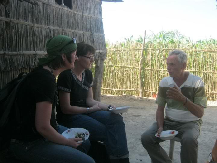Willem Geertman with Caritas guests Willem Geertman with Caritas guests